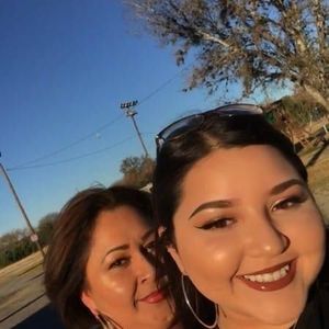 Meet your Posher, Araceli